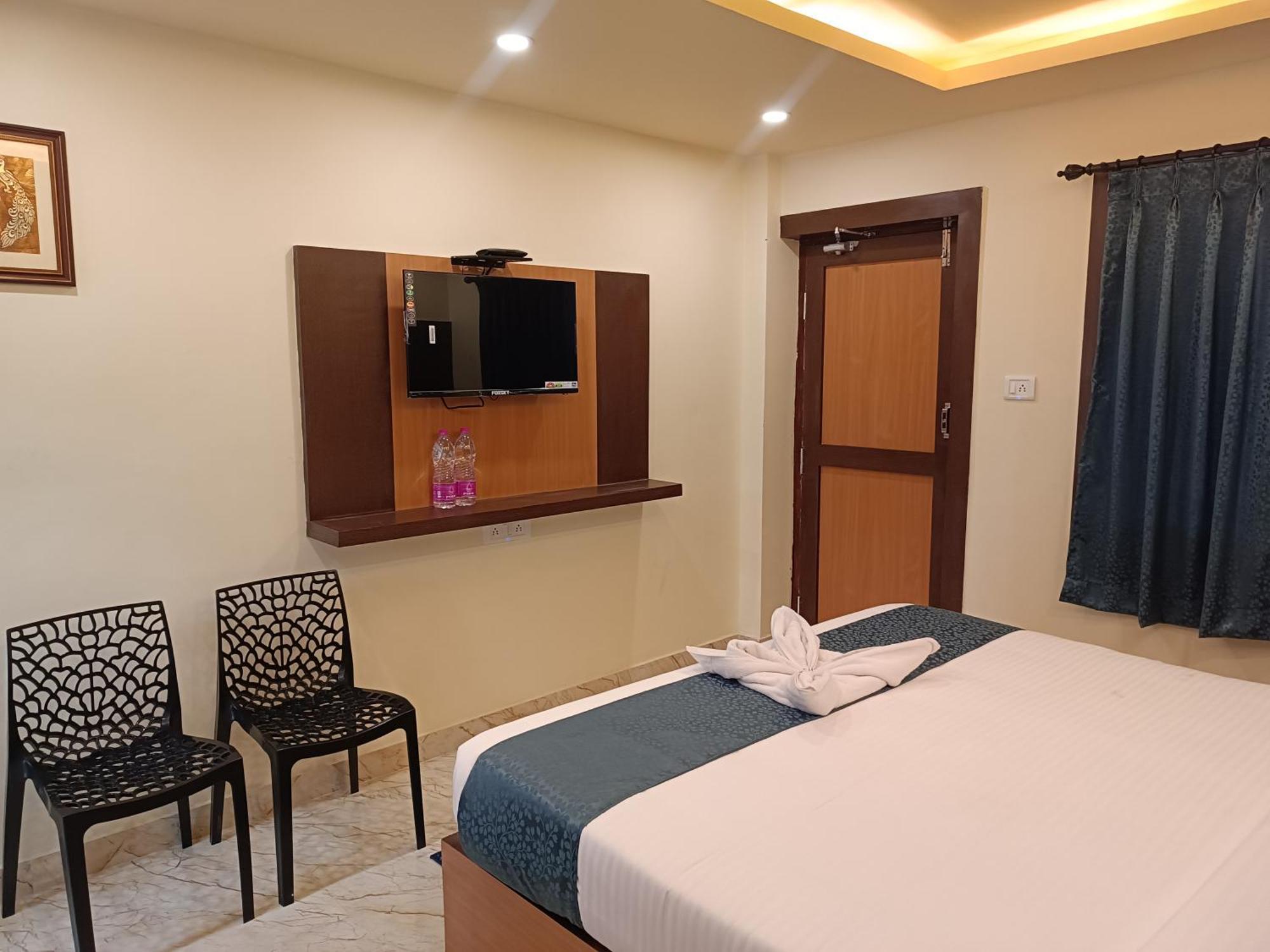 Mom Hotel - Unit Of Mom Hotel Puri Exterior foto