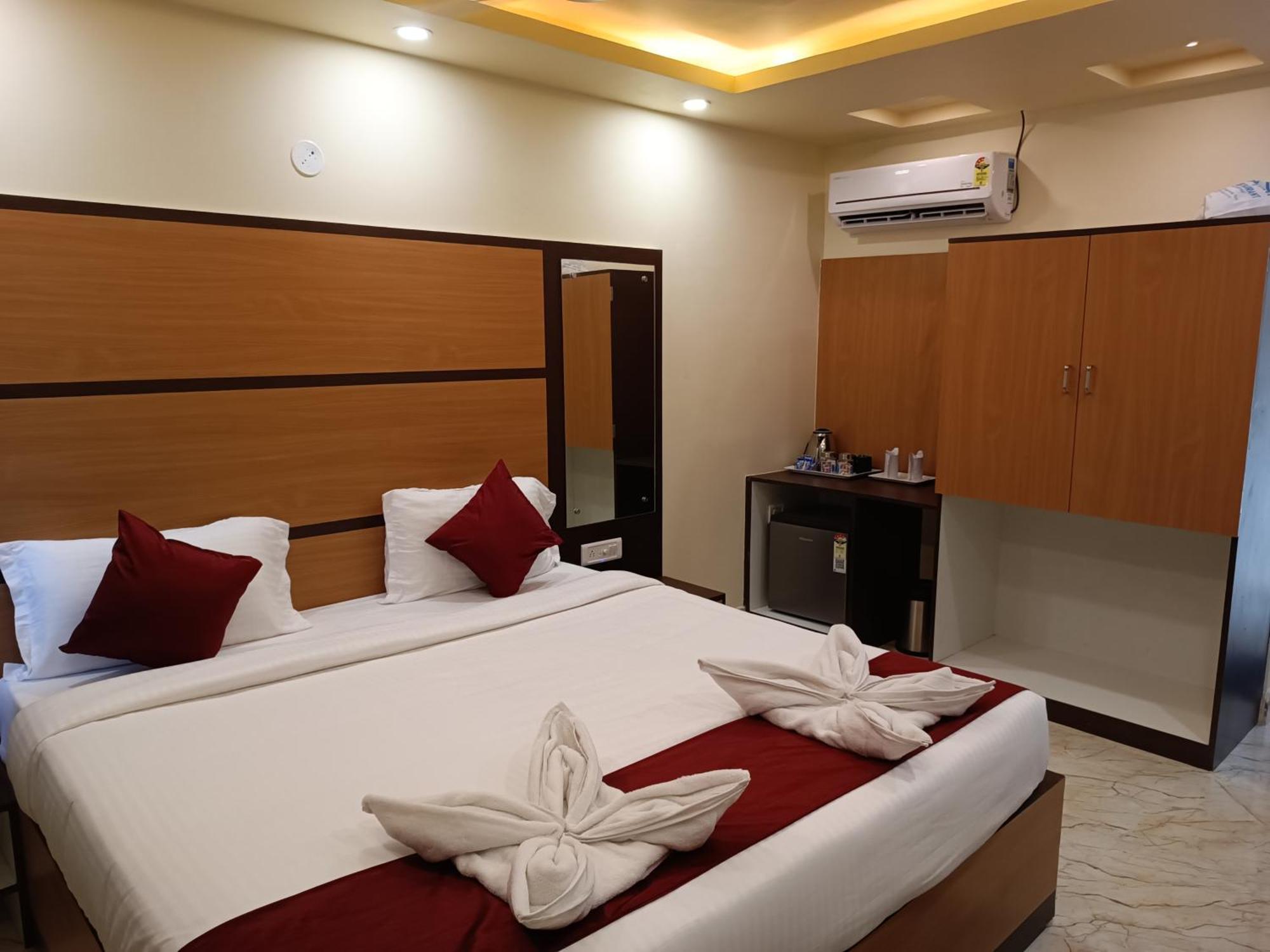 Mom Hotel - Unit Of Mom Hotel Puri Exterior foto